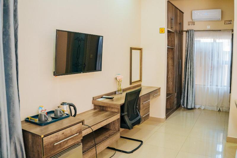 The Ace Hotel - image 16