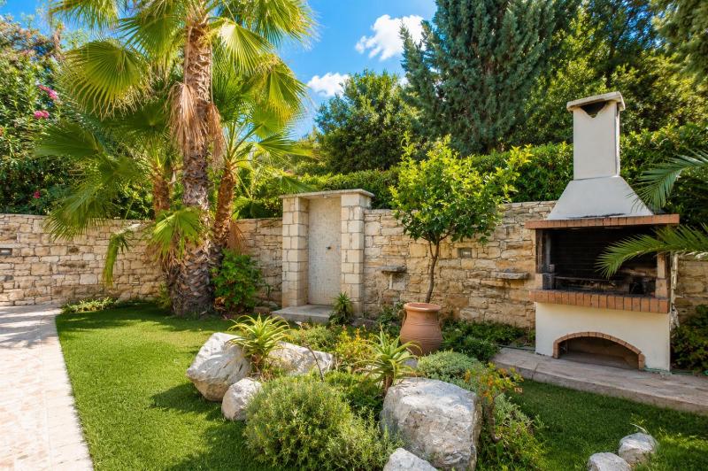 Villa Dimitrios - image 8