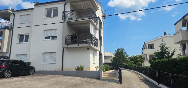 Apartment Landora - image 16