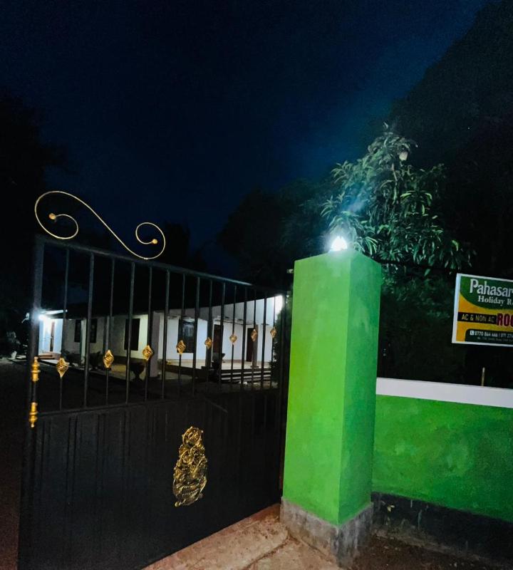 Pehesara Holiday Resort - image 3