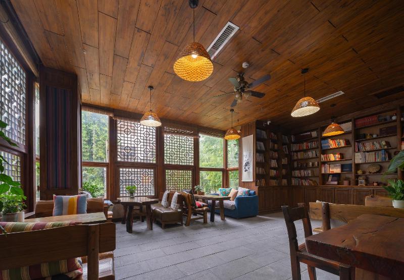 Zhangjiajie Courtyard Hotel-Chinese-Style HotelZen Tea Culture ExperienceYoga-Healing ClassAntique Beauty Free Breakfast Itineary Plan& Purchase Tickets Free luggage storageVegan Available - image 29