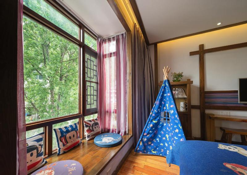 Zhangjiajie Courtyard Hotel-Chinese-Style HotelZen Tea Culture ExperienceYoga-Healing ClassAntique Beauty Free Breakfast Itineary Plan& Purchase Tickets Free luggage storageVegan Available - image 25