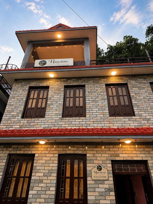 Himalune Nomad Guest House - image 12