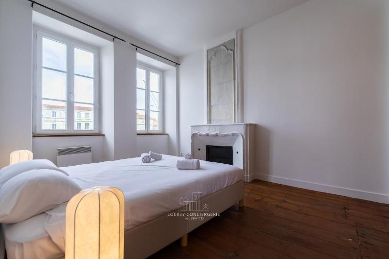 Appartement d'exception avec vue sur le port - image 21