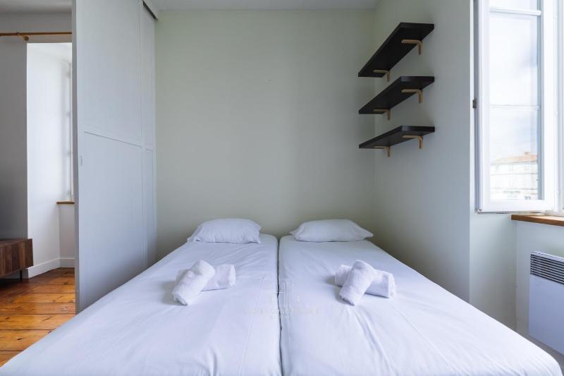 Appartement d'exception avec vue sur le port - image 20