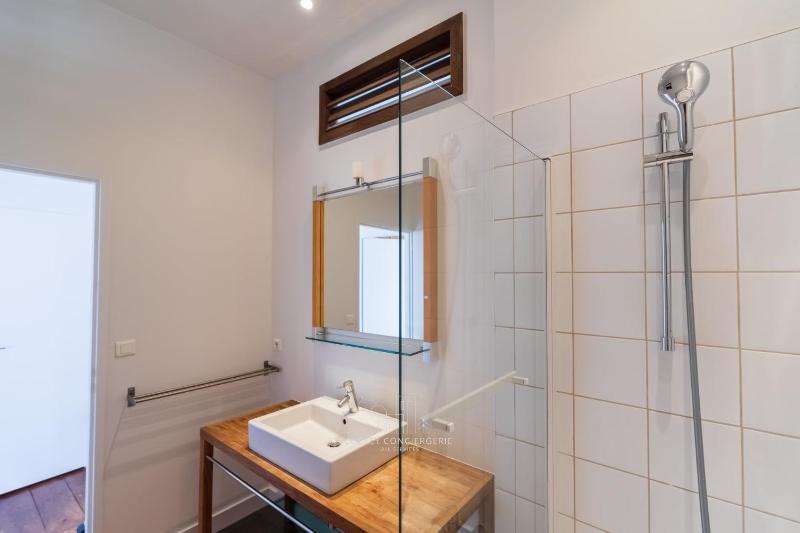 Appartement d'exception avec vue sur le port - image 15