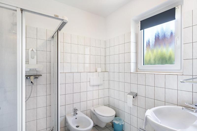 Haus Achtern Diek - Ferienwohnungen - image 3