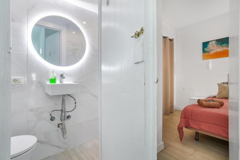 Céntrico Apartamento Con Piscina - image 15