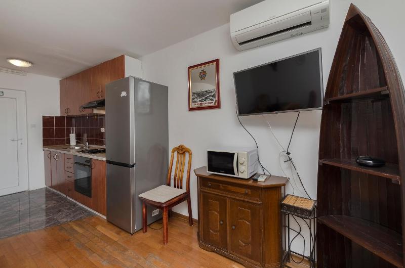 Apartments Ema - image 6