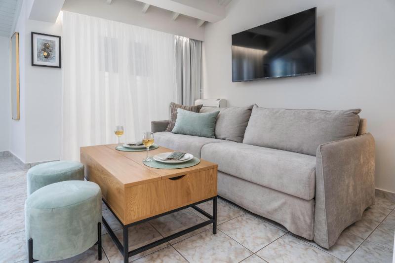 Argostοli Bay Apartments - image 46