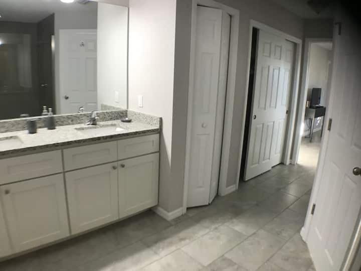 French Villa - image 2