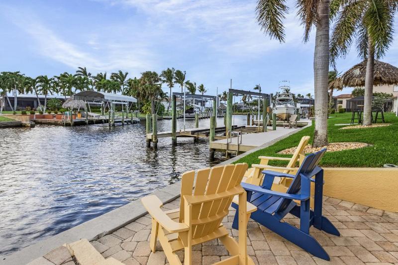 Majestic by the Yacht Club - image 20