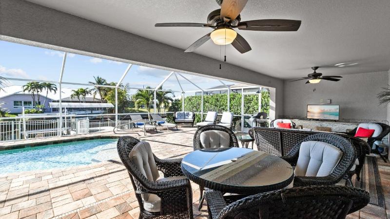 Palm Terrace - image 24