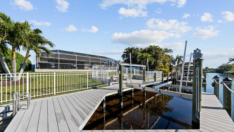 Palm Terrace - image 19