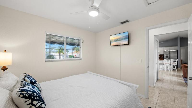 Sunkissed Palms - image 4