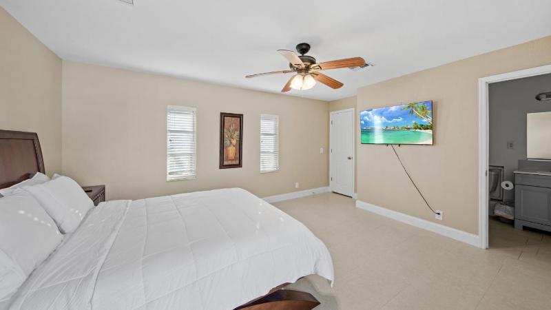 Cape Coral Reef - image 12