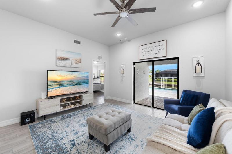 Portside Paradise 329 - image 1