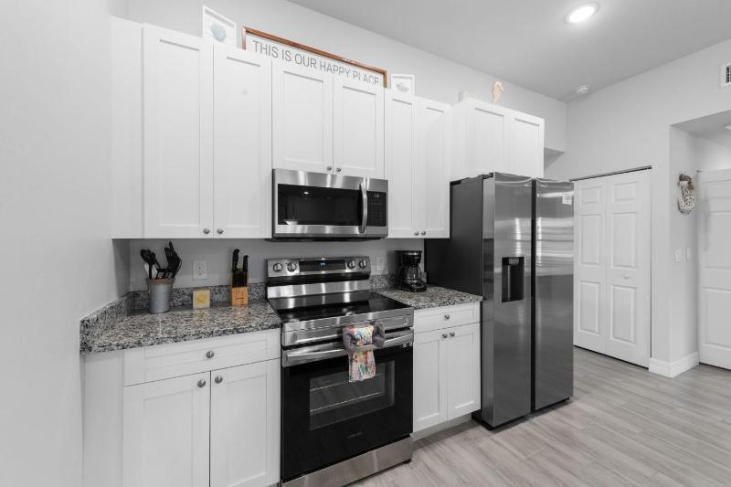 Portside Paradise 329 - image 6