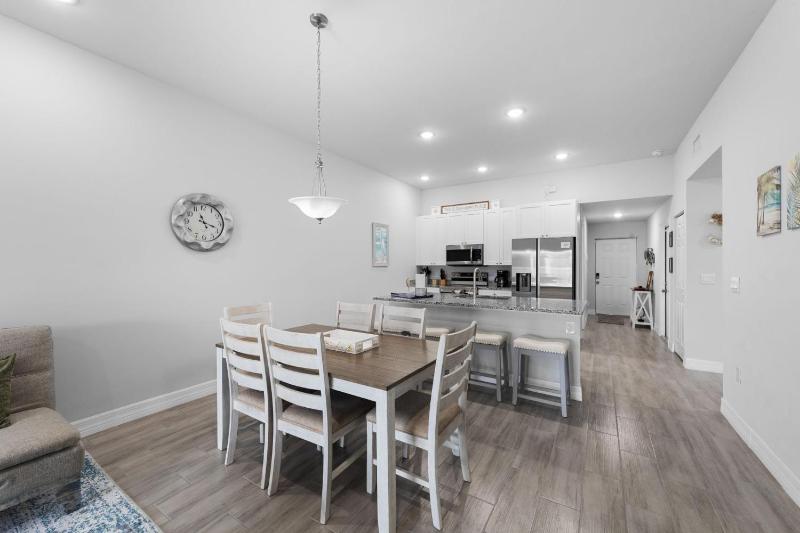 Portside Paradise 329 - image 14