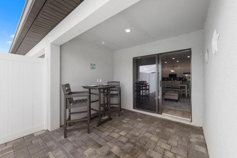 Portside Paradise 329 - image 9