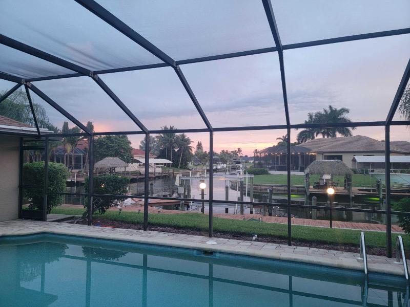 Sunset Palms Dockside Retreat - image 25