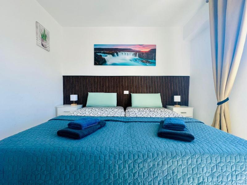 Ocean view apartment near beach Los Cristianos - image 16