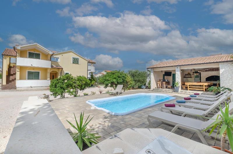 Apartment Villa Dijana - image 4