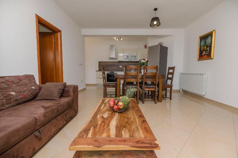 Apartment Villa Dijana - image 5