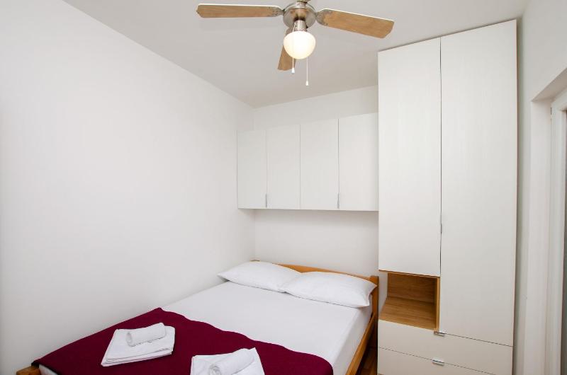 Apartment Villa Dijana - image 23
