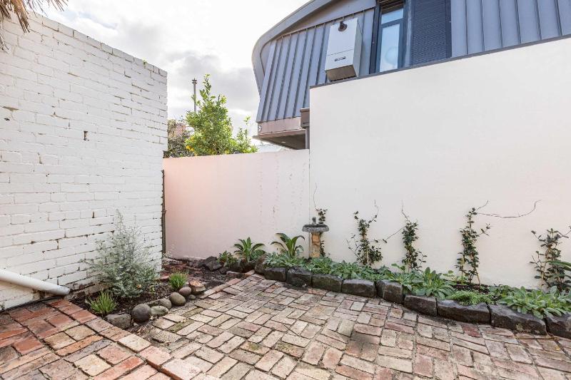 VAQUAY Heirloom In Carlton - image 15