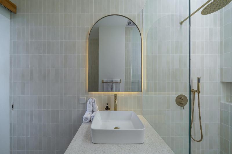 Maiora Hills - Chic 2BR Villa in Central Canggu 4 Mins to Beach! - image 40