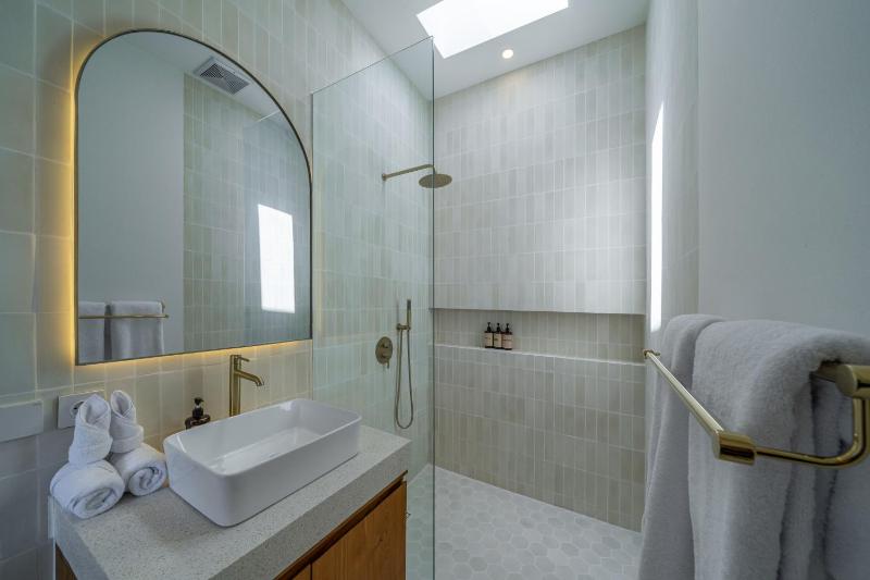 Maiora Hills - Chic 2BR Villa in Central Canggu 4 Mins to Beach! - image 19