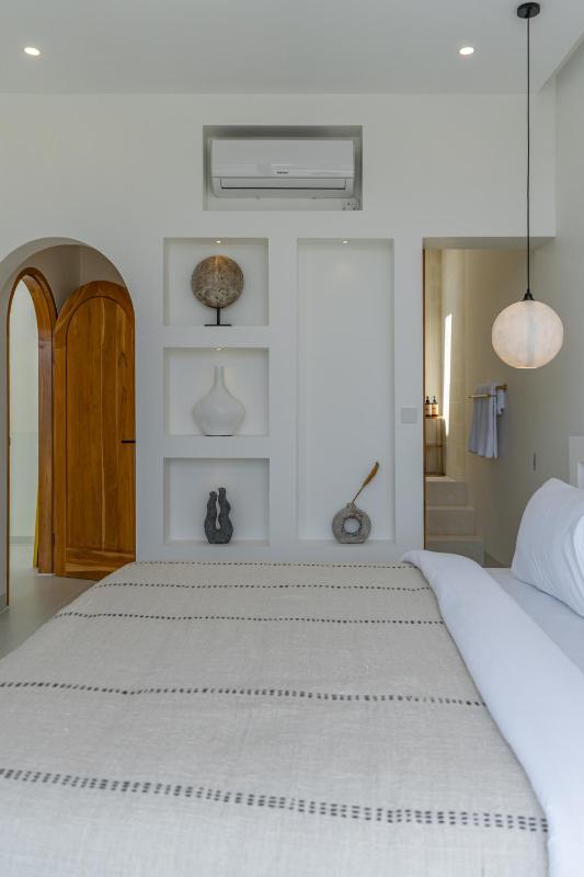 Maiora Hills - Chic 2BR Villa in Central Canggu 4 Mins to Beach! - image 39