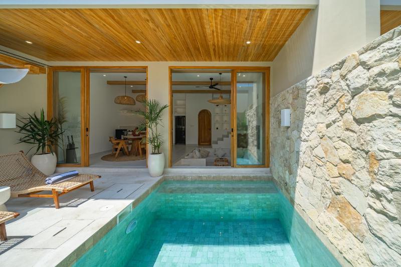 Maiora Hills - Chic 2BR Villa in Central Canggu 4 Mins to Beach! - image 33
