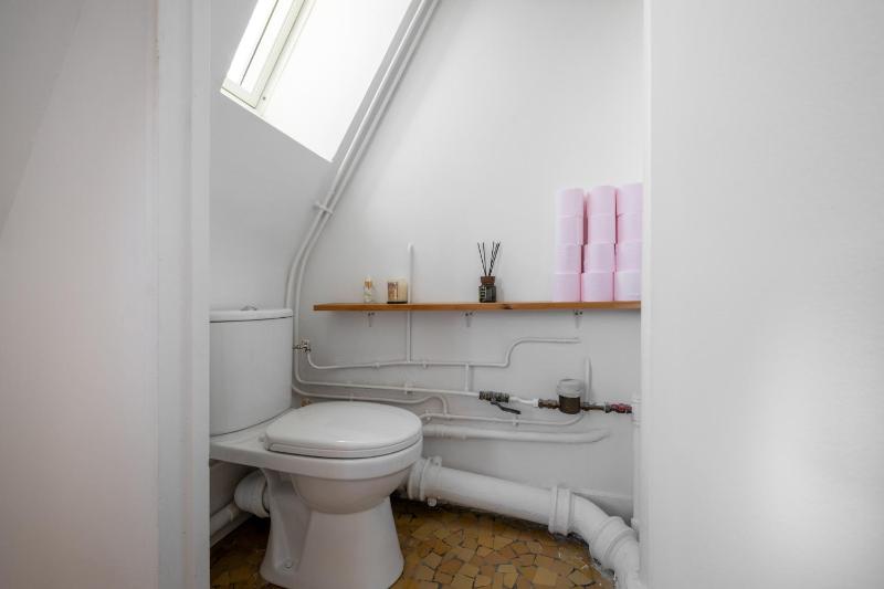 Bright 1BDR Retreat in Paris 15th - image 4