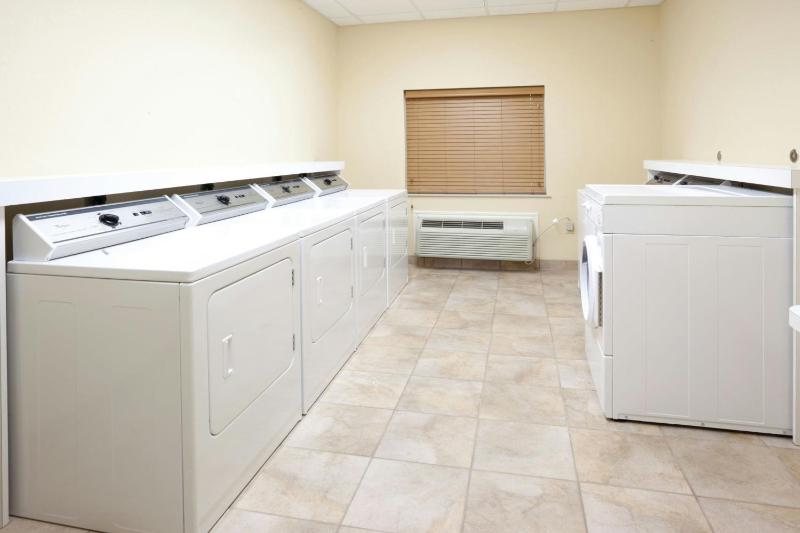 Candlewood Suites San Antonio Downtown By IHG - image 16