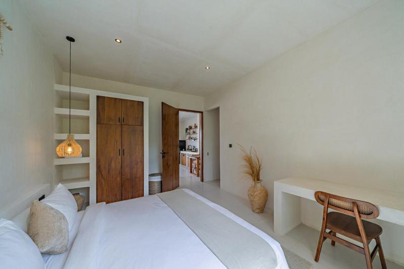Casa Makana - Modern 2BR Island Boho Villa with Private Rooftop! - image 36