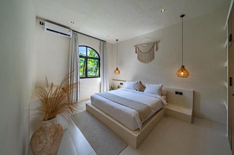 Casa Makana - Modern 2BR Island Boho Villa with Private Rooftop! - image 6
