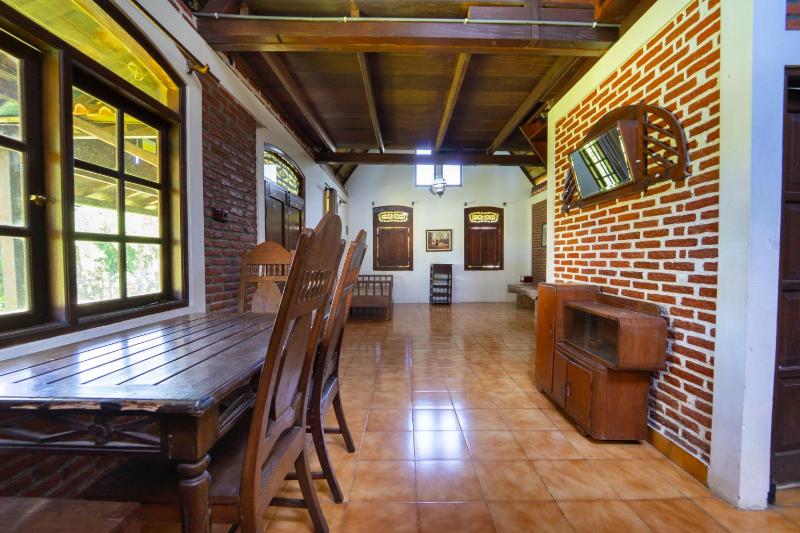 Tempuran Hills Family Homestay By ARBA - image 15
