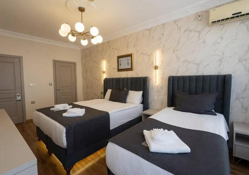Hotel Tulip House - image 16