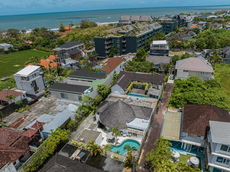 Weiss Berawa - Chic 3BR Villa with Pool 5 Minutes to Berawa Beach - image 29