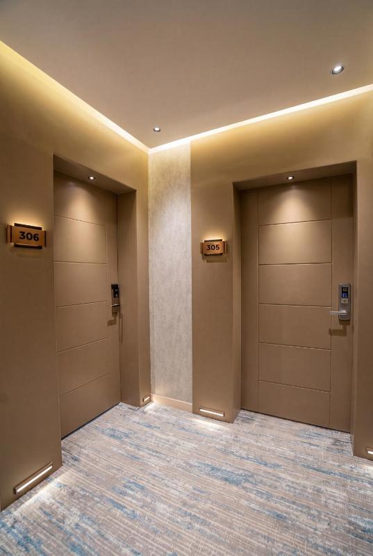 Twelve Hotel - image 5