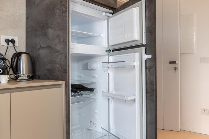 Suite 33 - Boutique Apartments - image 37