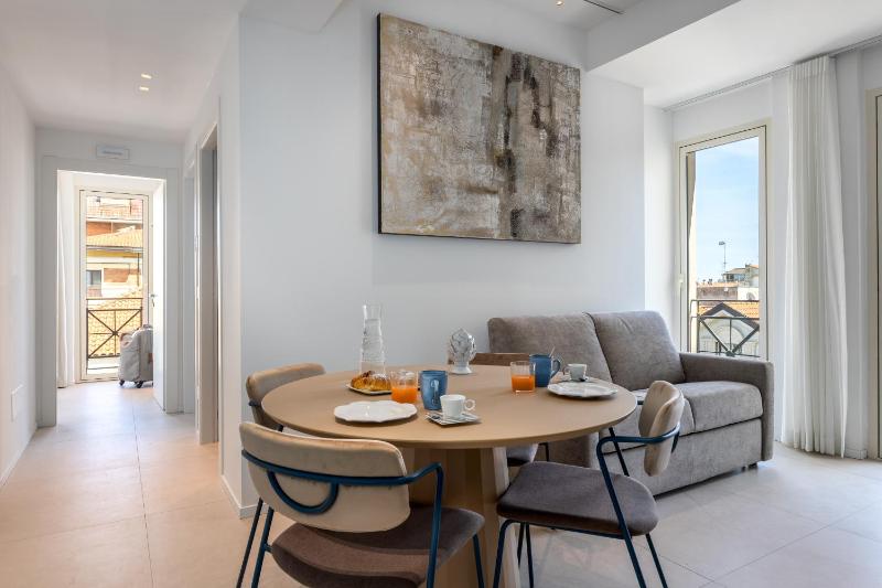 Suite 33 - Boutique Apartments - image 46