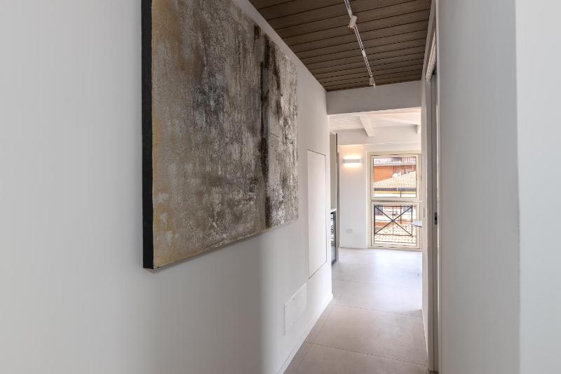 Suite 33 - Boutique Apartments - image 32