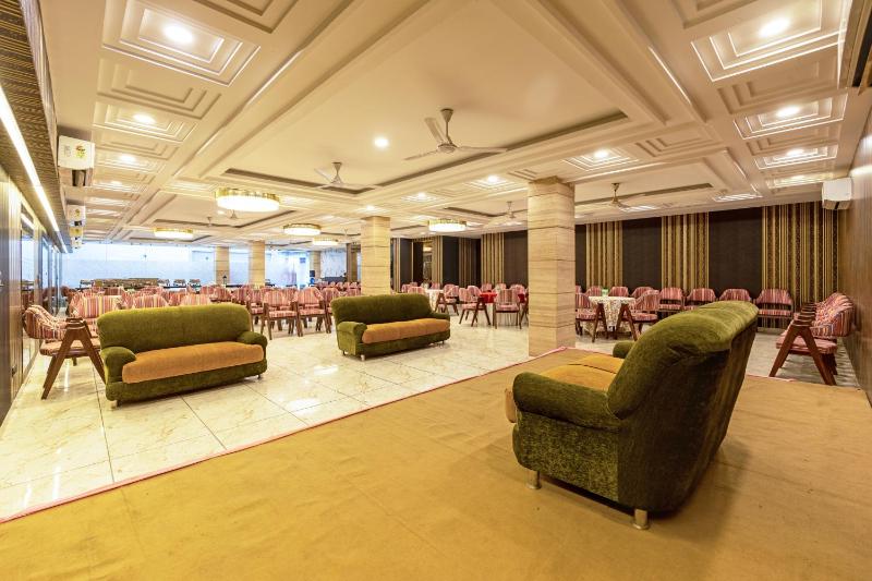 Haris Court Cyber City - image 6