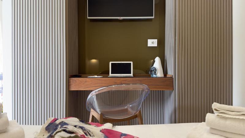 Estate4home - Surreo Luxury Apartment - image 35