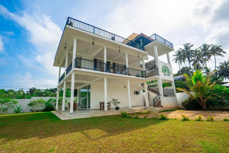 Monara Villa - image 1