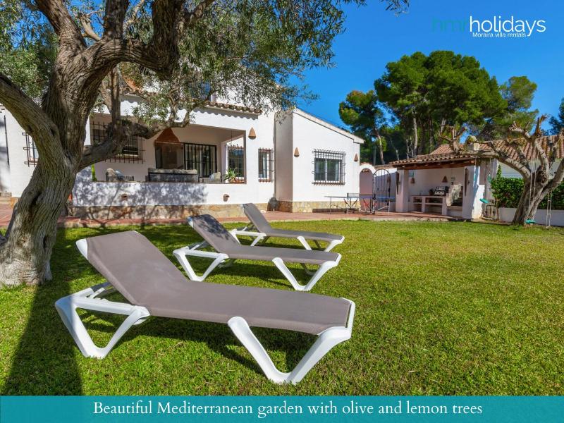 Villa la Siesta by HMR Holidays - image 21