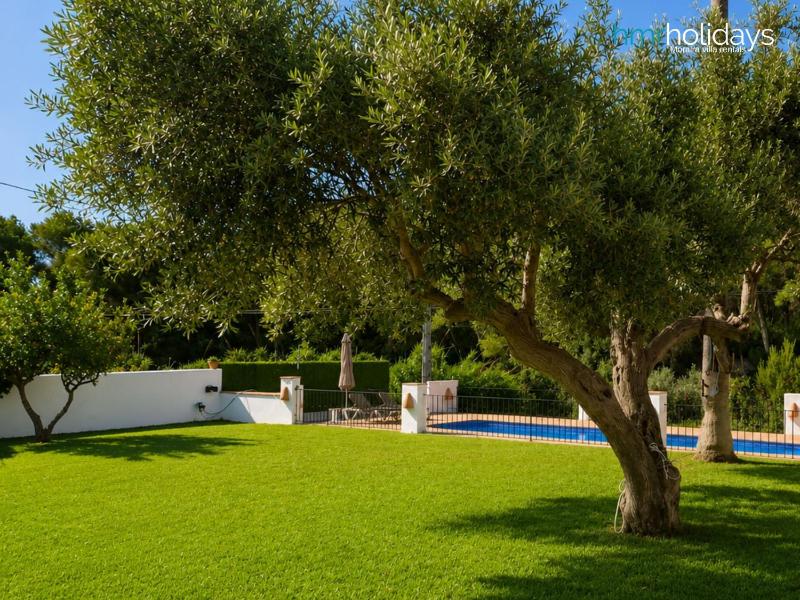 Villa la Siesta by HMR Holidays - image 6